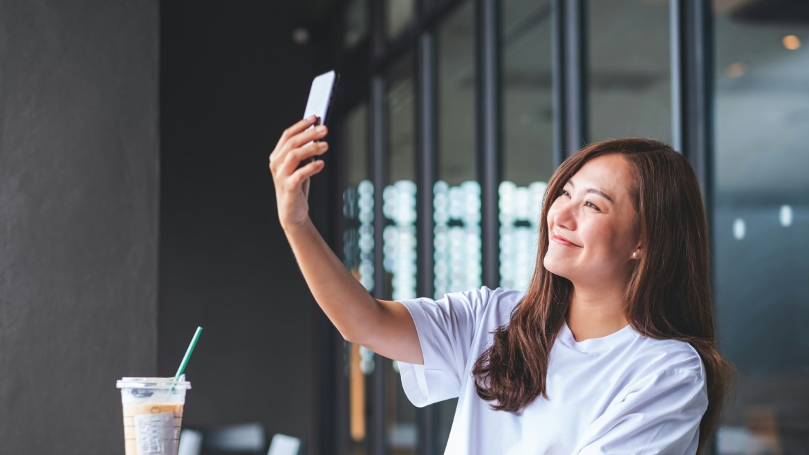 Influencer ve Ünlü İşbirlikleri